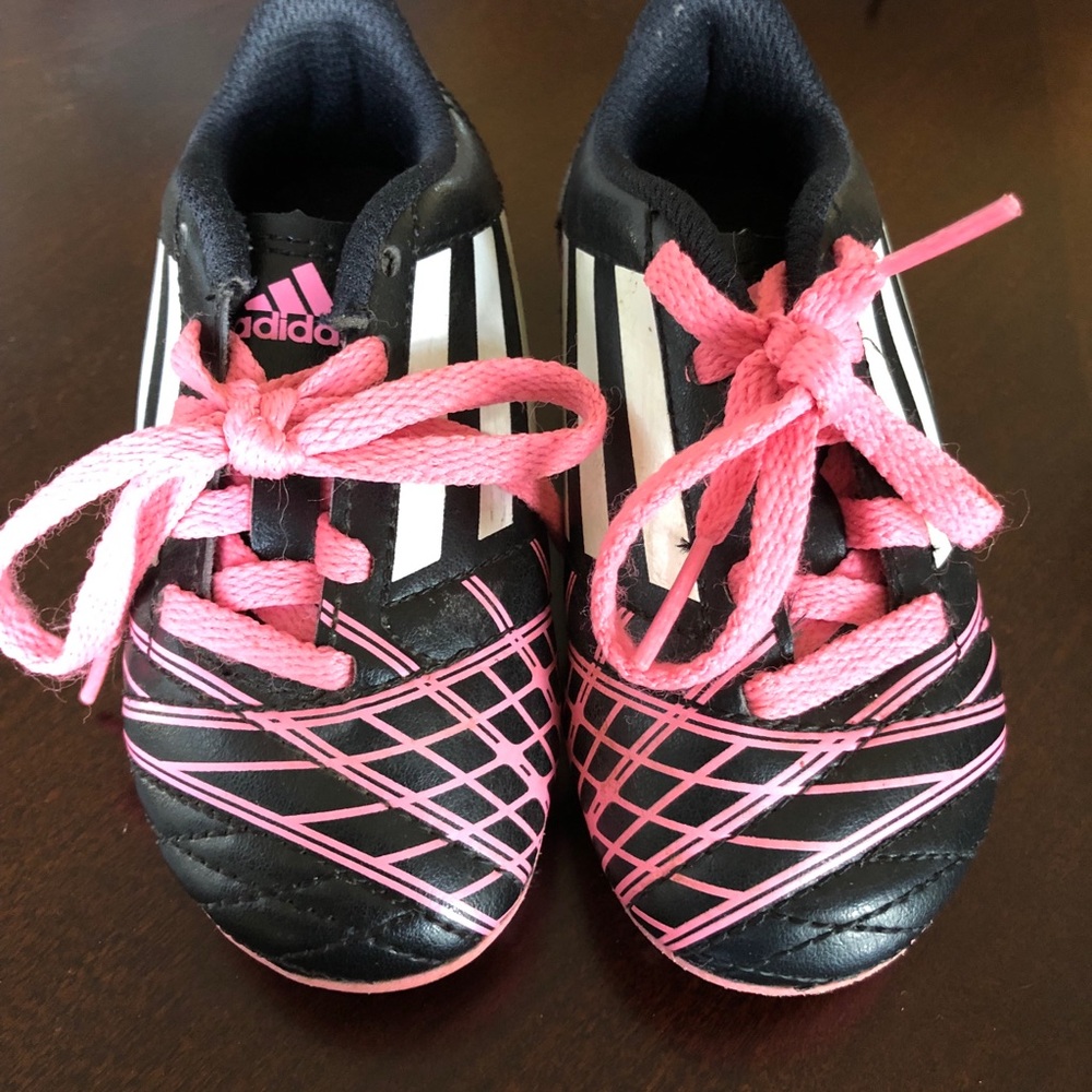 Little girls size 9 Adidas soccer cleats